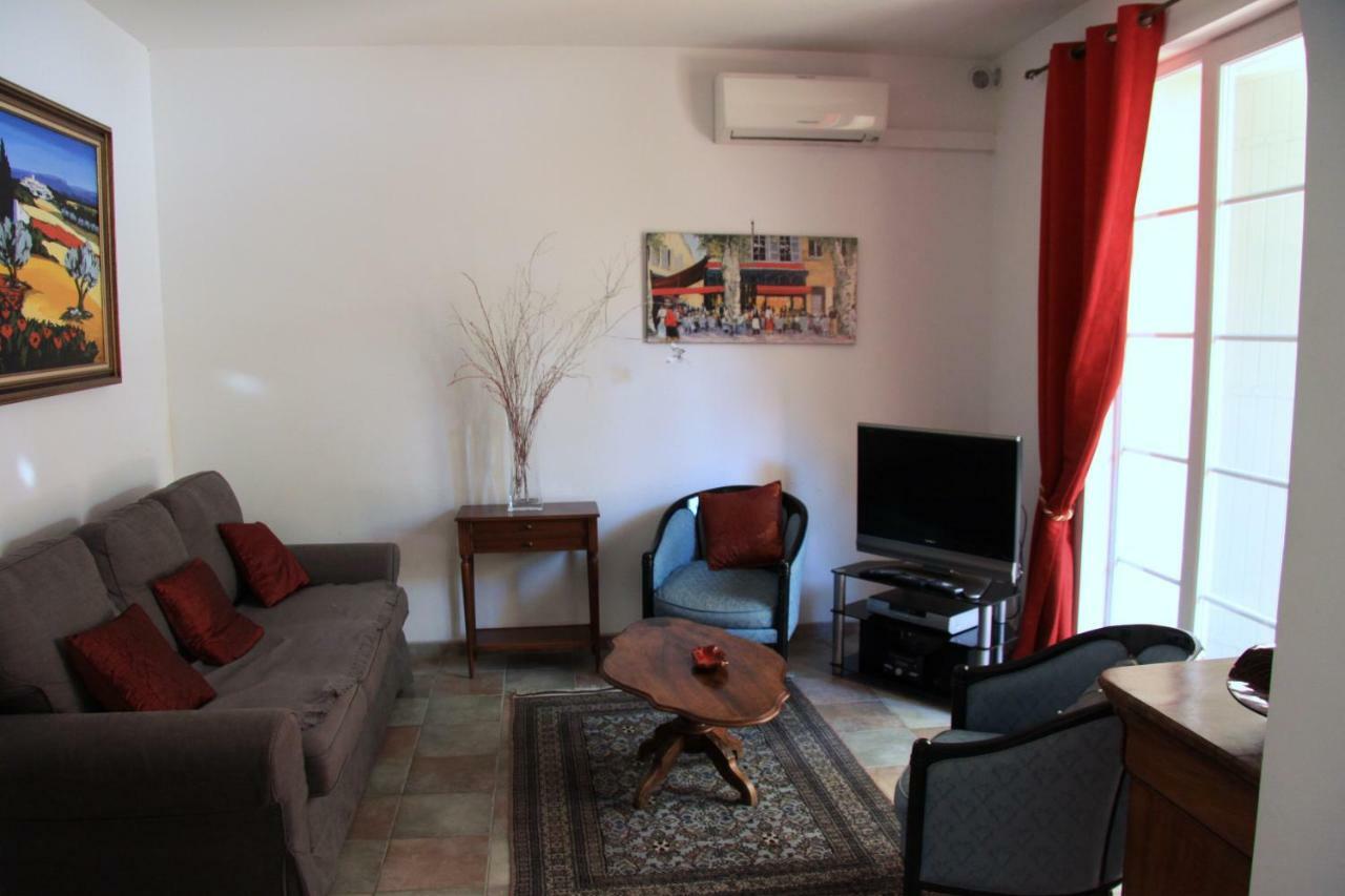 Appartement Avec Patio Et Garage Centre Ville Et Plage Sanary-sur-Mer Zewnętrze zdjęcie