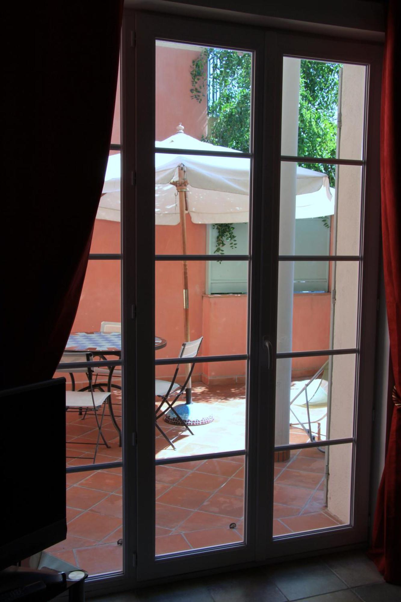 Appartement Avec Patio Et Garage Centre Ville Et Plage Sanary-sur-Mer Zewnętrze zdjęcie